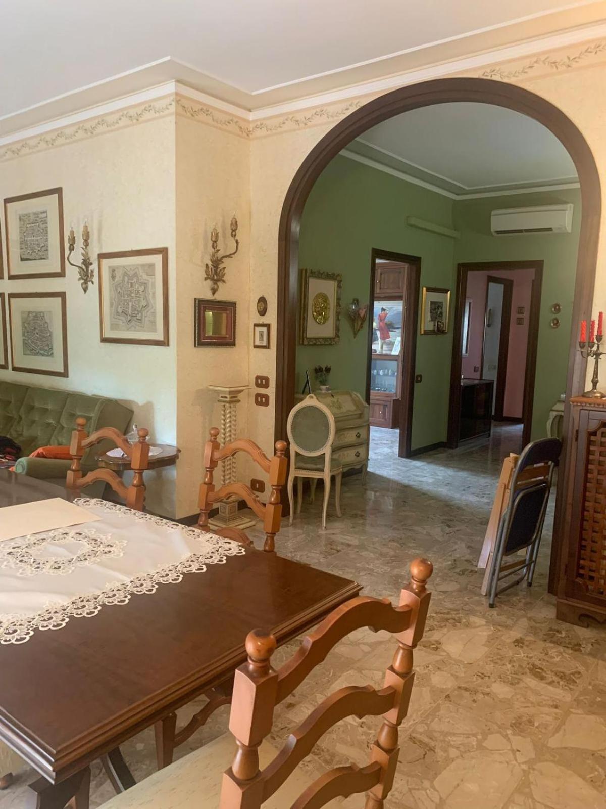 La Casa Dei Sapori 8 Letti 3 Came 1 Cucina Apartment มิรันโดลา ภายนอก รูปภาพ